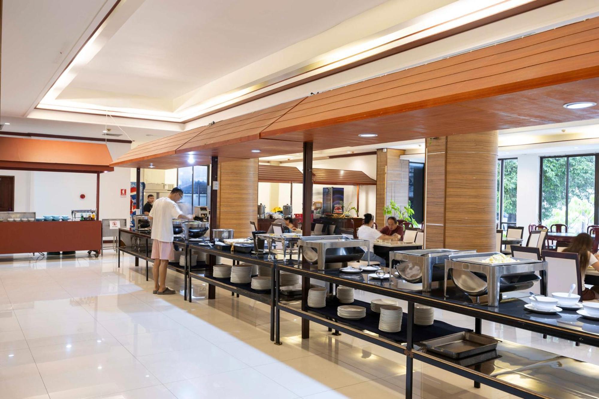 The President Hotel At Chokchai 4 Bangkok Luaran gambar