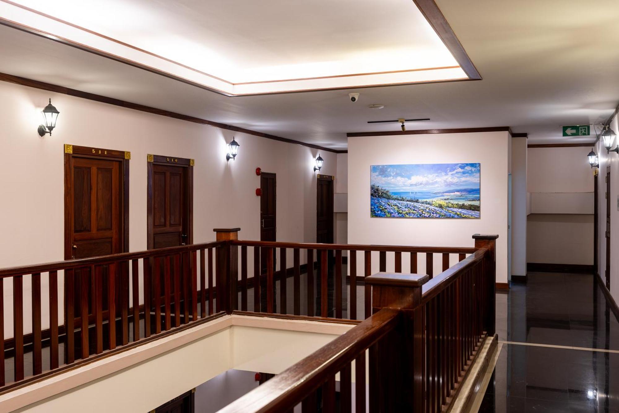 The President Hotel At Chokchai 4 Bangkok Luaran gambar